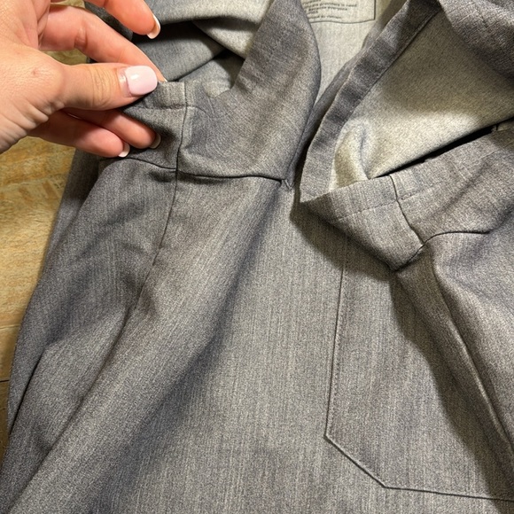 Figs technical collection scrub set graphite top size XS bottoms size S/P - Picture 7 of 17